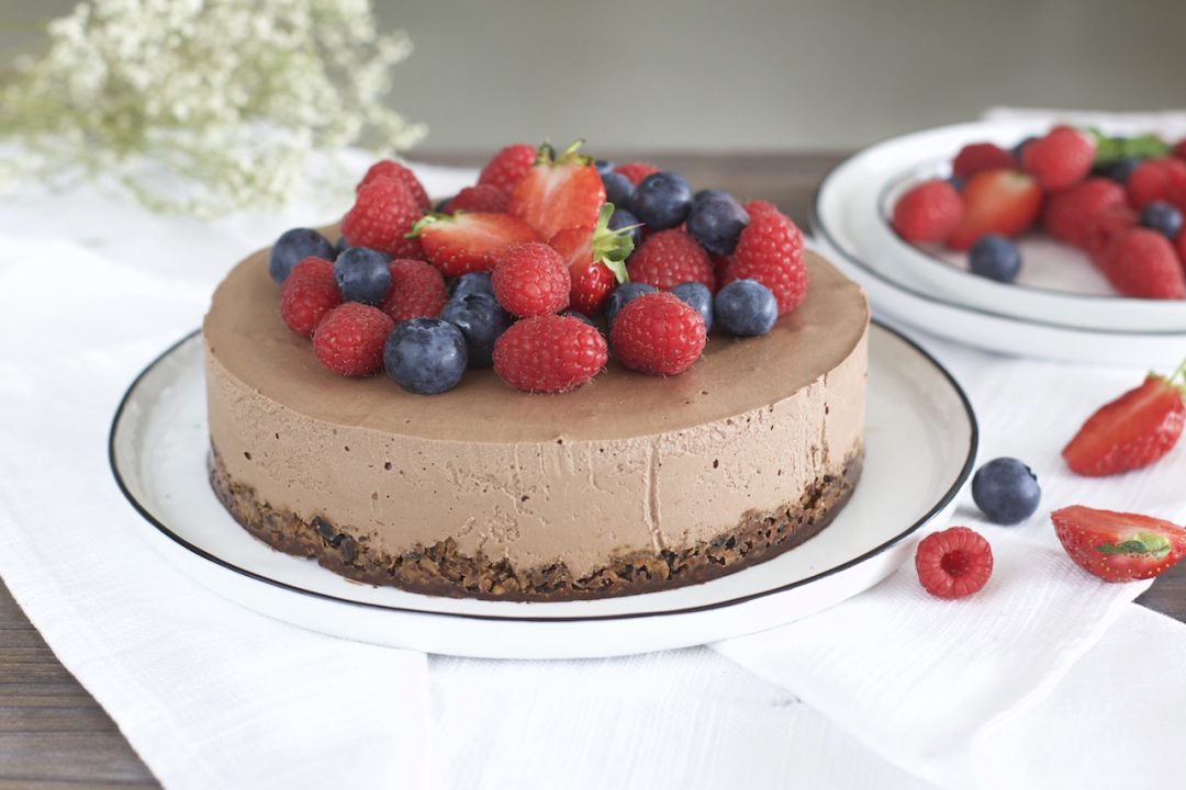 Gesunde Schokoladen-Mousse-Torte {vegan, glutenfrei &amp; ohne Zucker ...